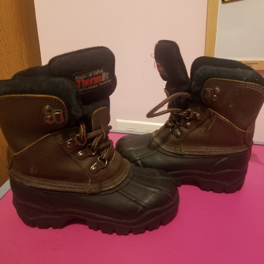 Kids boots